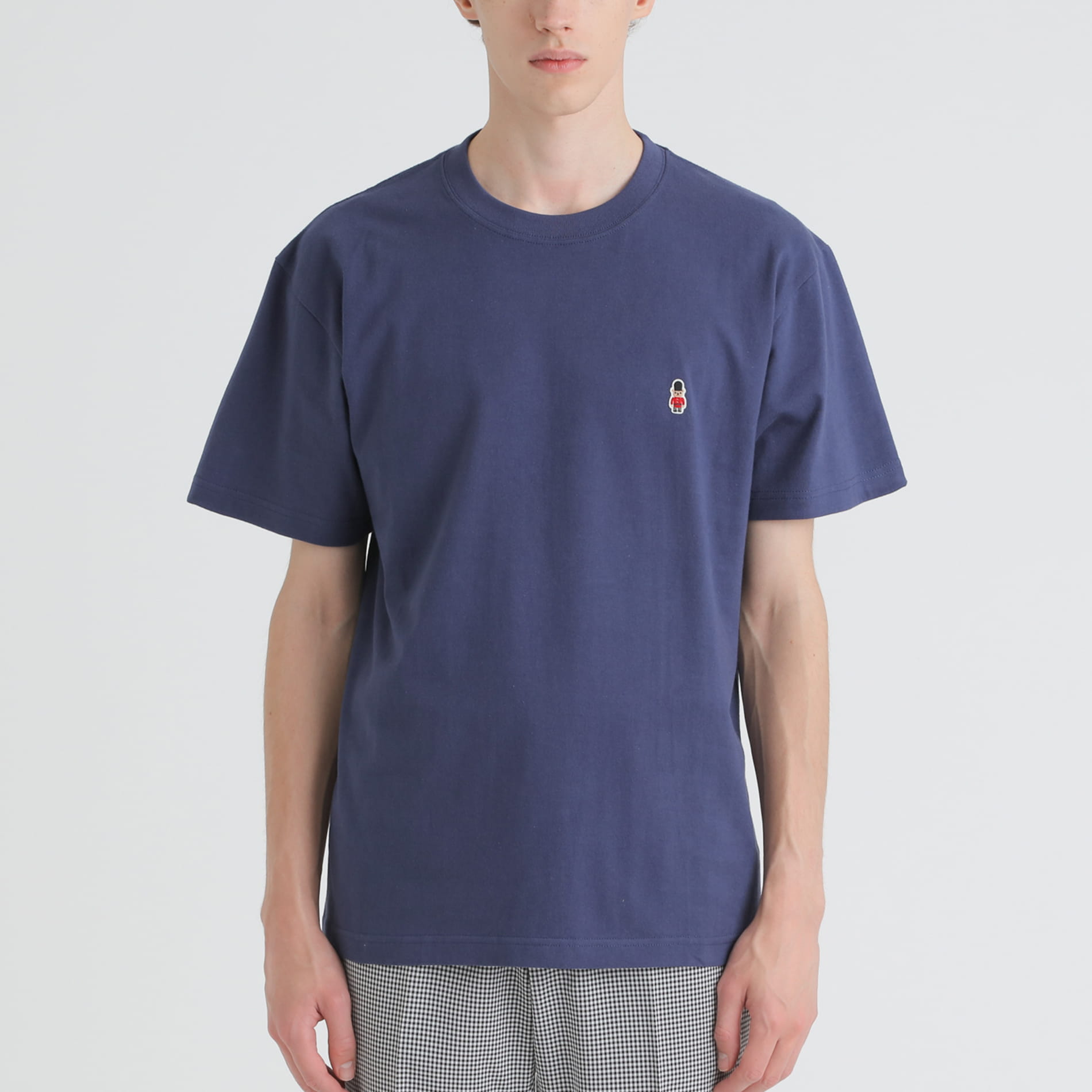 
                  【店舗限定】バッキンガムベア 5.6oz クルーネックワンポイントTシャツ